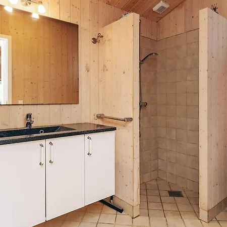 펜션 5 Person Holiday Home In Stege